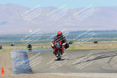 media/May-29-2022-Lets Ride (Sun) [[e8986be515]]/B Group/1020am (Outside Grapevine)/